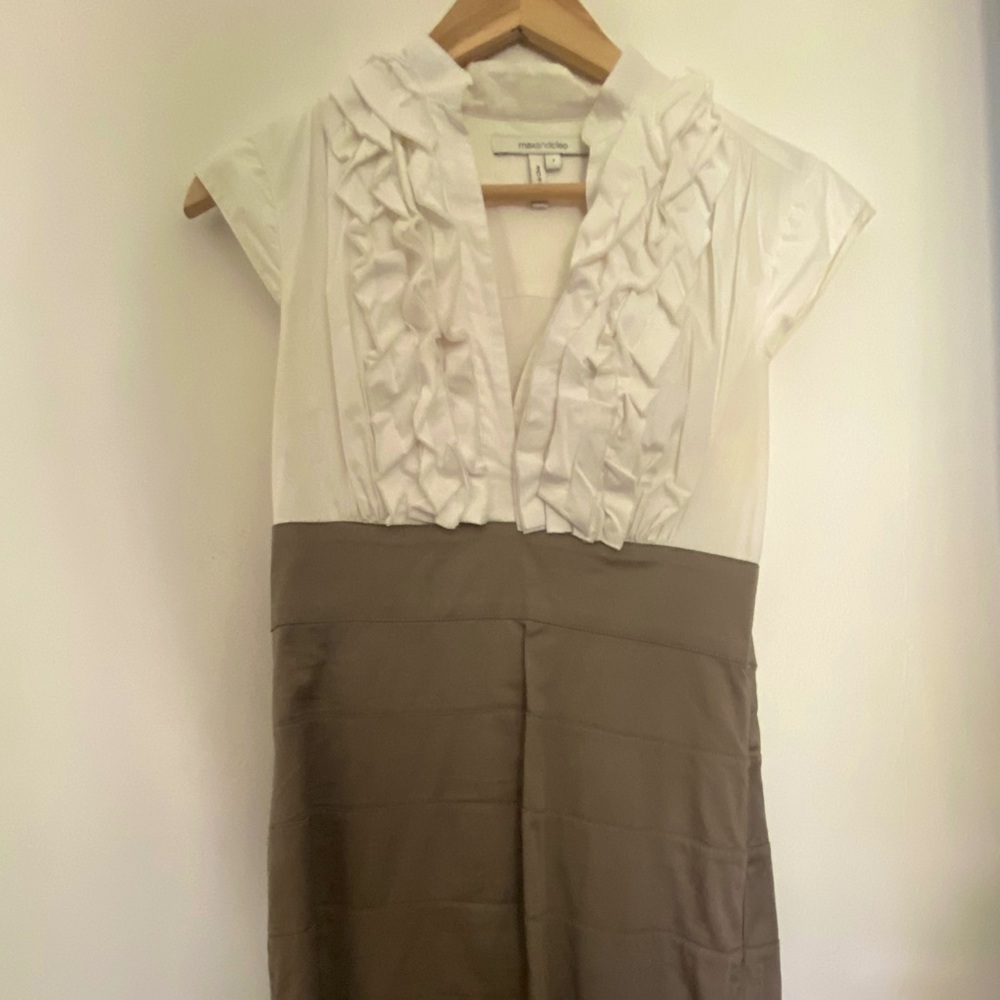 Ruffle and fitted bottom Max and Cleo dress, size2